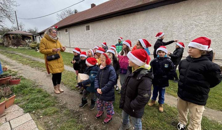Koľko lásky sa zmestí do krabice od topánok - 16.12.2025