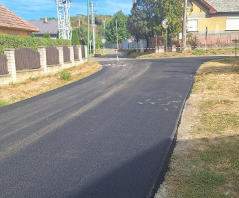 Projekty / Rekonštrukcia miestnej komunikácie od súp.č. 119 do súp.č. 105, parc. č. 599 v obci Košická Polianka  - foto